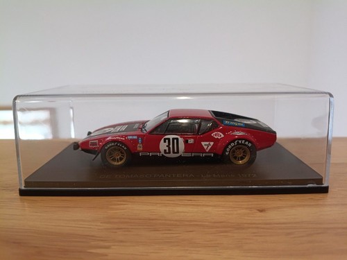 Hachette de tomaso - hachette,
