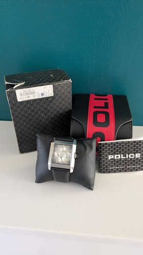 Mens police watch 11296m boxed