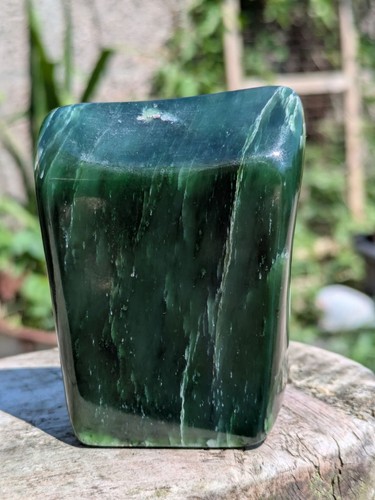 Genuine nephrite jade free - genuine,