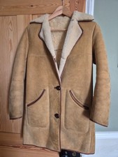 Nurseys Womens Sheepskin Coat Sze 10/12 Tan/Sand/Light Brown. 