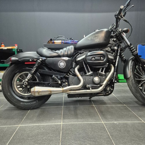 Sportster into exhaust - into, 1