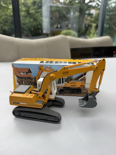 Liebherr 914 excavator model - liebherr,