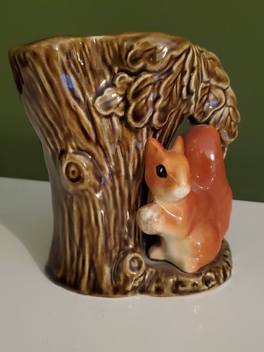 Sylva 4233 squirrel - squirrel, in