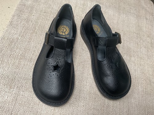 Red dead black leather - or,
