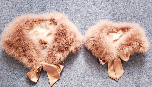Mother and daughter fur - daughter, capes