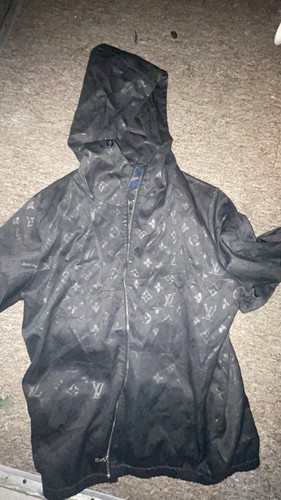 Louis vuitton windbreaker size