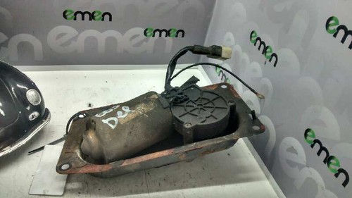 Rear windscreen wiper motor - rear,