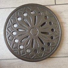 Cast Iron Round Ornate Coal