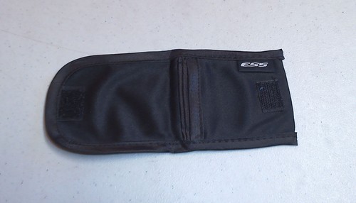 Ess black pop - black,