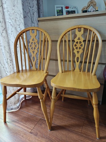 Pair vintage windsor wheel - pair,