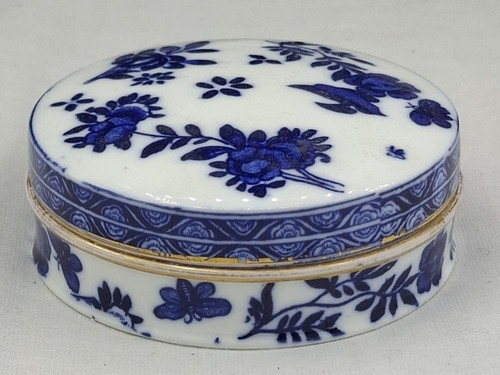Vintage blue and white - blue,