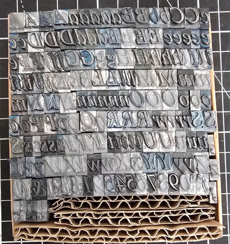 24pt times italic font metal - 24pt,