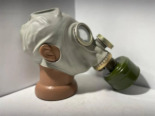 Genuine gas mask surplus - mask, gp-5m