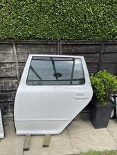 SKODA OCTAVIA ESTATE NEAR SIDE