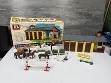 Original Vintage Britians Models Riding Stable Farm Building Series 4719 Set