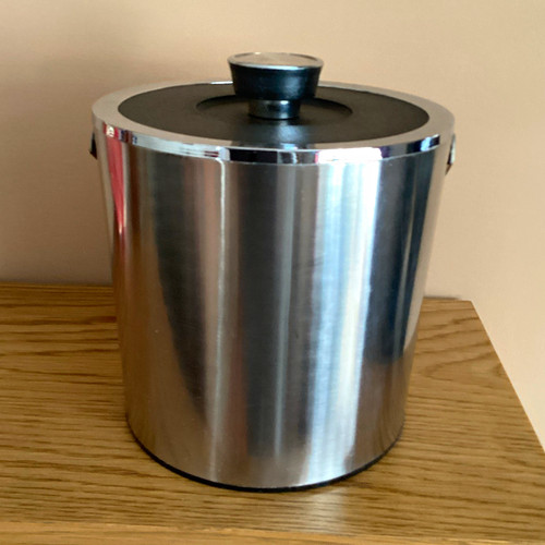 Insulated metal ice - insulated,