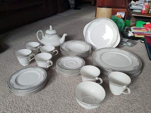 Royal doulton york dinner - doulton,