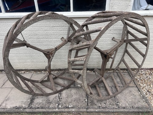 Pair inch tractor cage - 32,