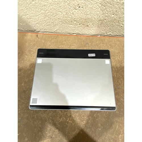 Wacom intuos cth 680 pen - wacom, cth-680