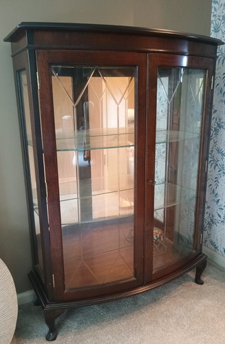 Mahogany bow fronted cabinet - bow,
