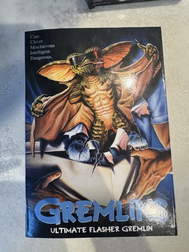 Neca ultimate flasher gremlin - ultimate,