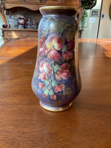 Antique royal bonn vase - royal, hand