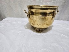 Large Vintage 3 Foot Brass Cauldron/planter/pot 16. cm Wide   x 12.5 cm Tall