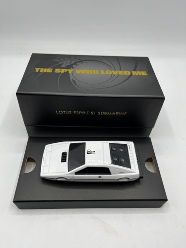 Corgi cc04514 james bond lotus - corgi,