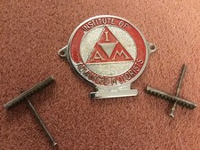 VINTAGE CAR BADGE.( I.A.M. Type3 ALLOY , Grill Badge / 1970s Issue .)