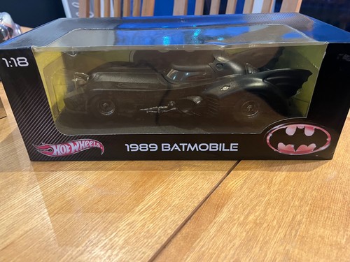 Hot wheels batmobile - hot,