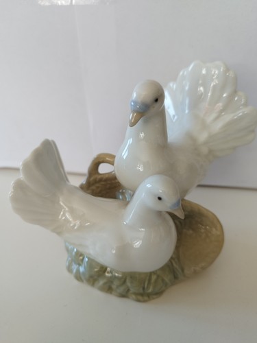 Porcelain white doves - porcelain,