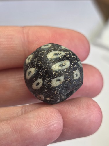 Ancient glass eye bead - eye,