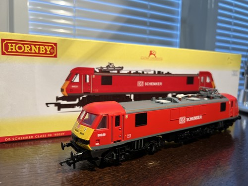 Hornby gauge r3350 - hornby, db