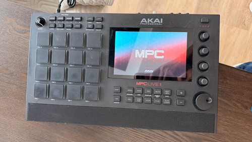 Akai mpc live - live, 2