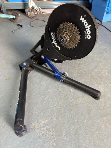 Wahoo kickr smart indoor bike - smart,