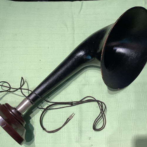 Atlas type horn loudspeaker - b,