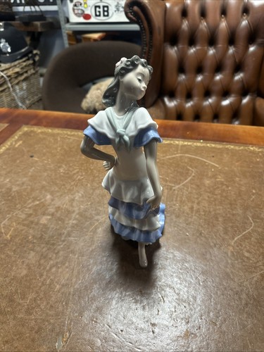 Nao lladro absolutely - nao,