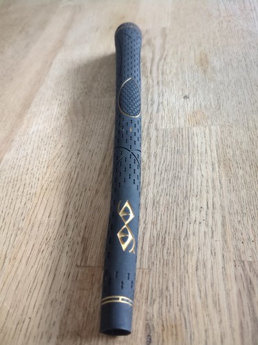 Snake eyes golf club - grip,