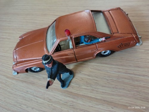 Corgi 290 kojak buick - corgi,