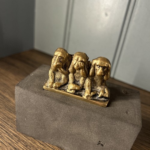Solid brass vintage three wise - brass,