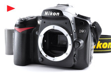 Nikon D90 12.3MP Digital SLR