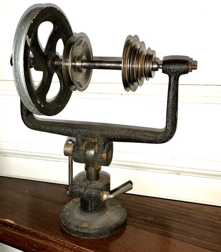 Returns turn foot pulleys - turn,