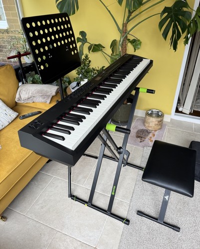Roland electric stage - rd-88,