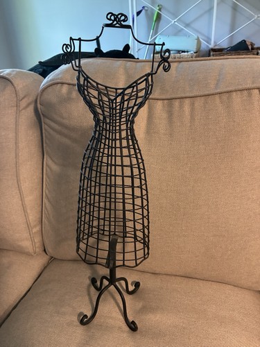 Black matte metal wire female - metal,