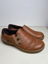 Loretta Tan Flat Slip On Shoes Women’s Size 6 Good Condition