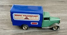 Triang Minic Delivery Van Transport  21M No Key Vintage Great Condition 