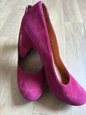 CHIE MIHARA CHERRY RED SUEDE LEATHER VINTAGE DECO COURT SHOES HEELS 40 7