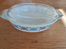 JAJ Pyrex Vintage Chelsea