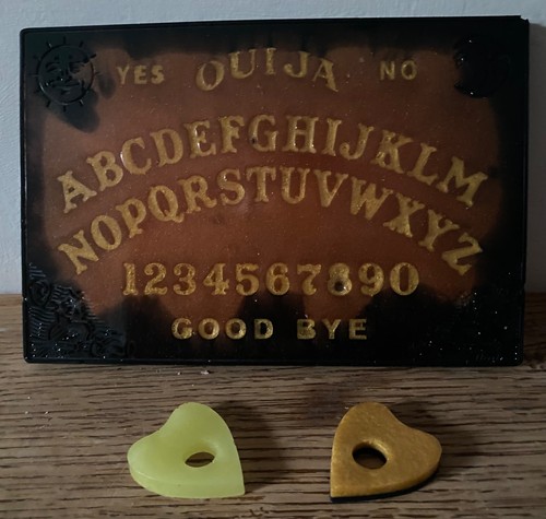 Handmade ouija board glow in - ouija, board,