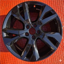 0979 Volvo V40 18" Refurbished